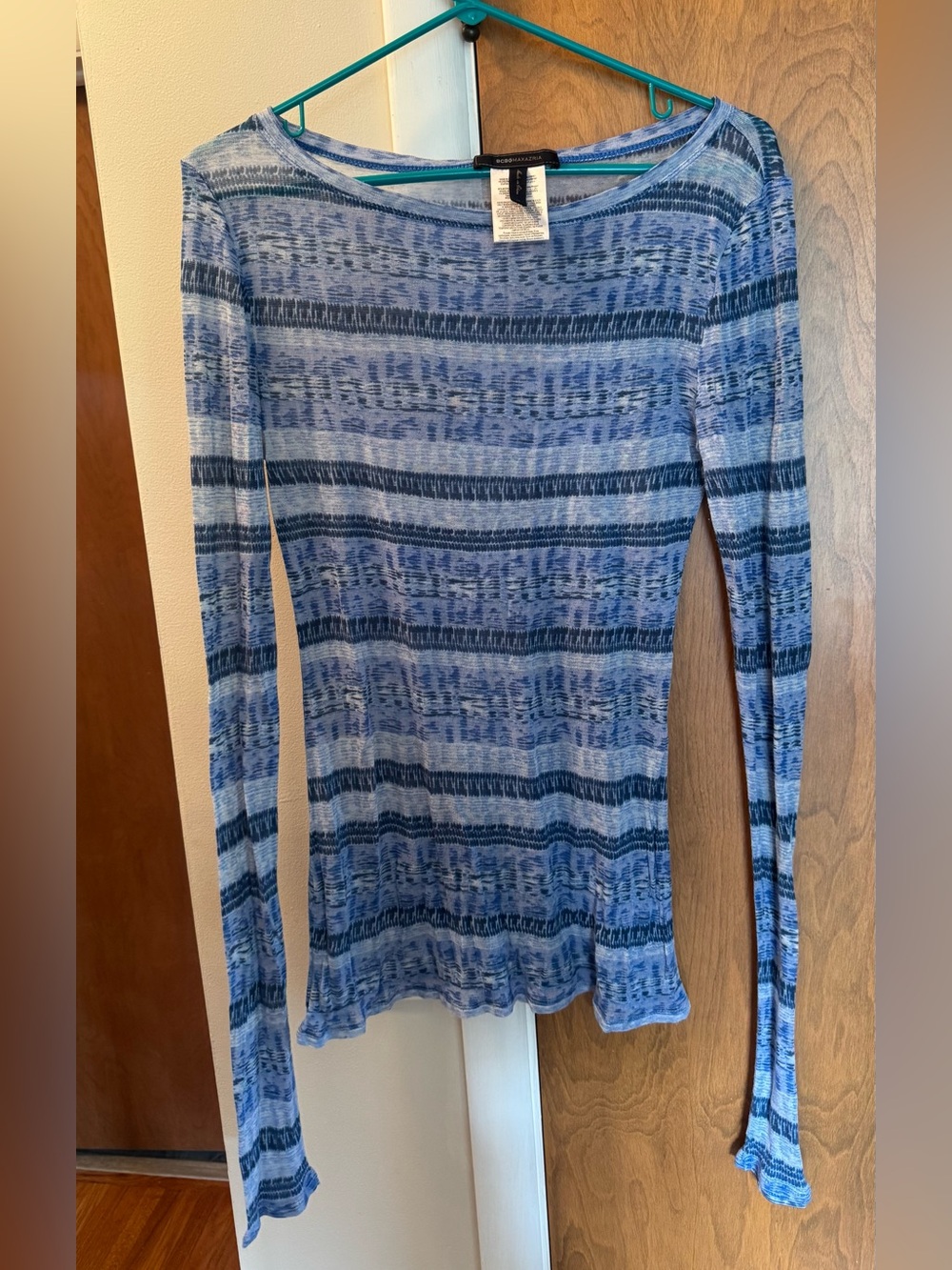 Lightweight Blue Patterned Long-Sleeve Shirt